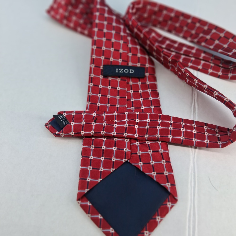 IZOD Necktie Men One Size Red Geometric Grid 100% Silk Classic Professional Tie